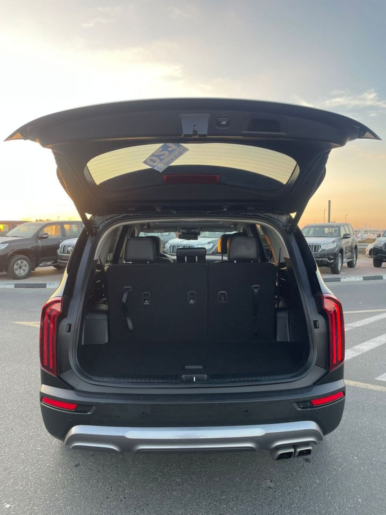 كيا تيلورايد 2022 Kia Telluride EX Prestige Full Option - 3.8L V6 AWD 4x4 - 7 Seater With Radar - Multi Drive Mod