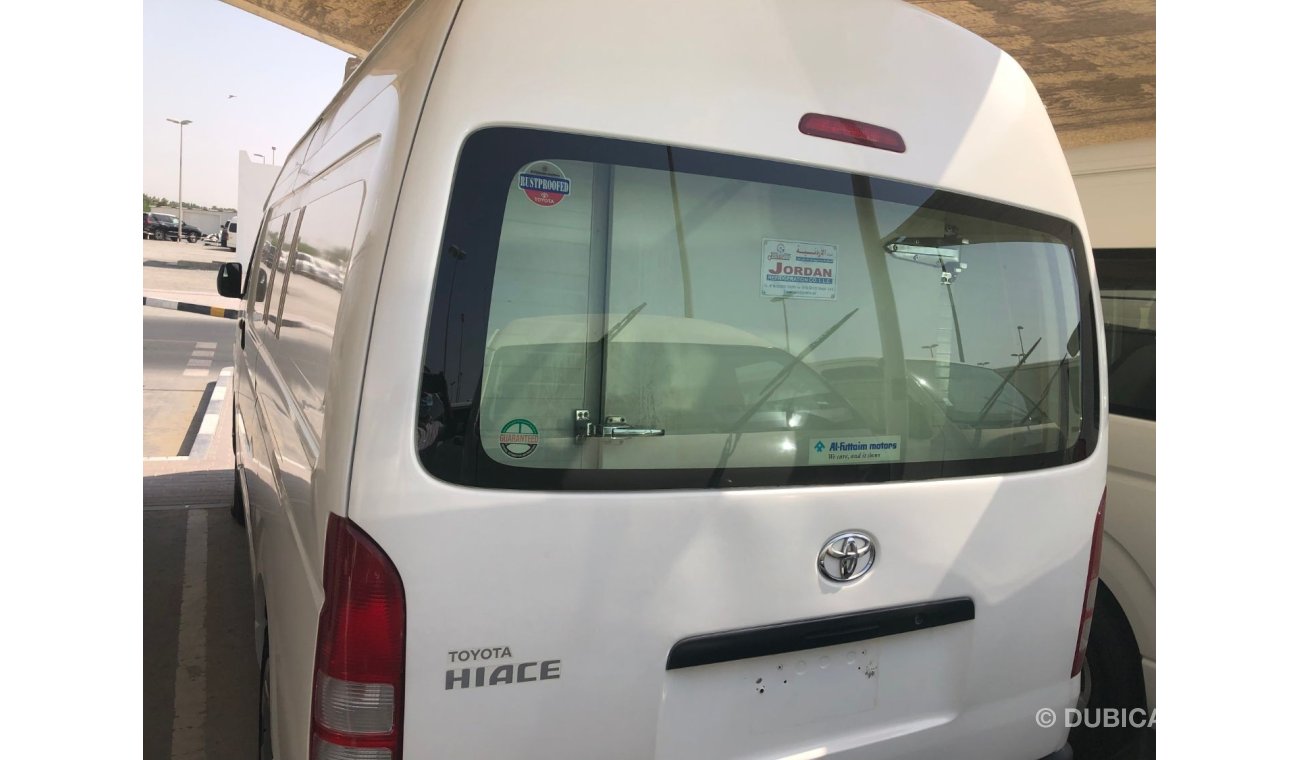 تويوتا هاياس Toyota Hiace Freezer Van, model:2012. Excellent condition