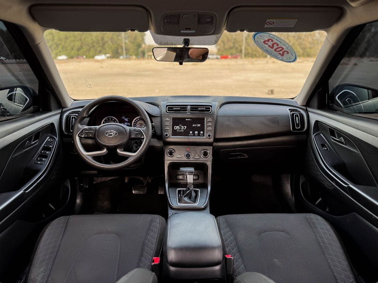 Hyundai Creta Base 1.6L Hyundai Creta 2023  GCC 1.6L , accident-free, in excellent condition 706 P.M