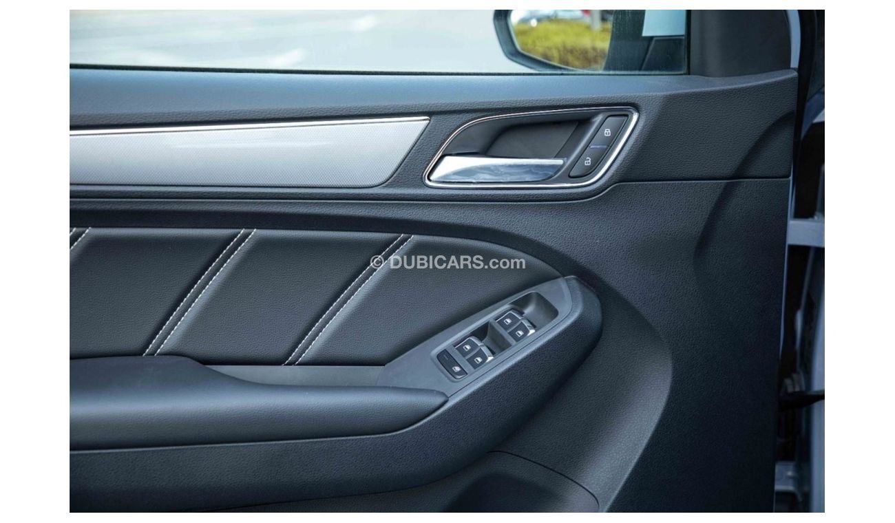 MG RX5 2023 MG RX5 2.0 AWD LUXURY - Silver inside Black // 3 Years Warranty Or 100,000 KM , 1 Year Service 