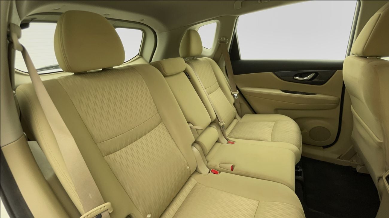 نيسان إكس تريل S 2.5 | بدون دفعة مقدمة | اختبار القيادة في المنزل