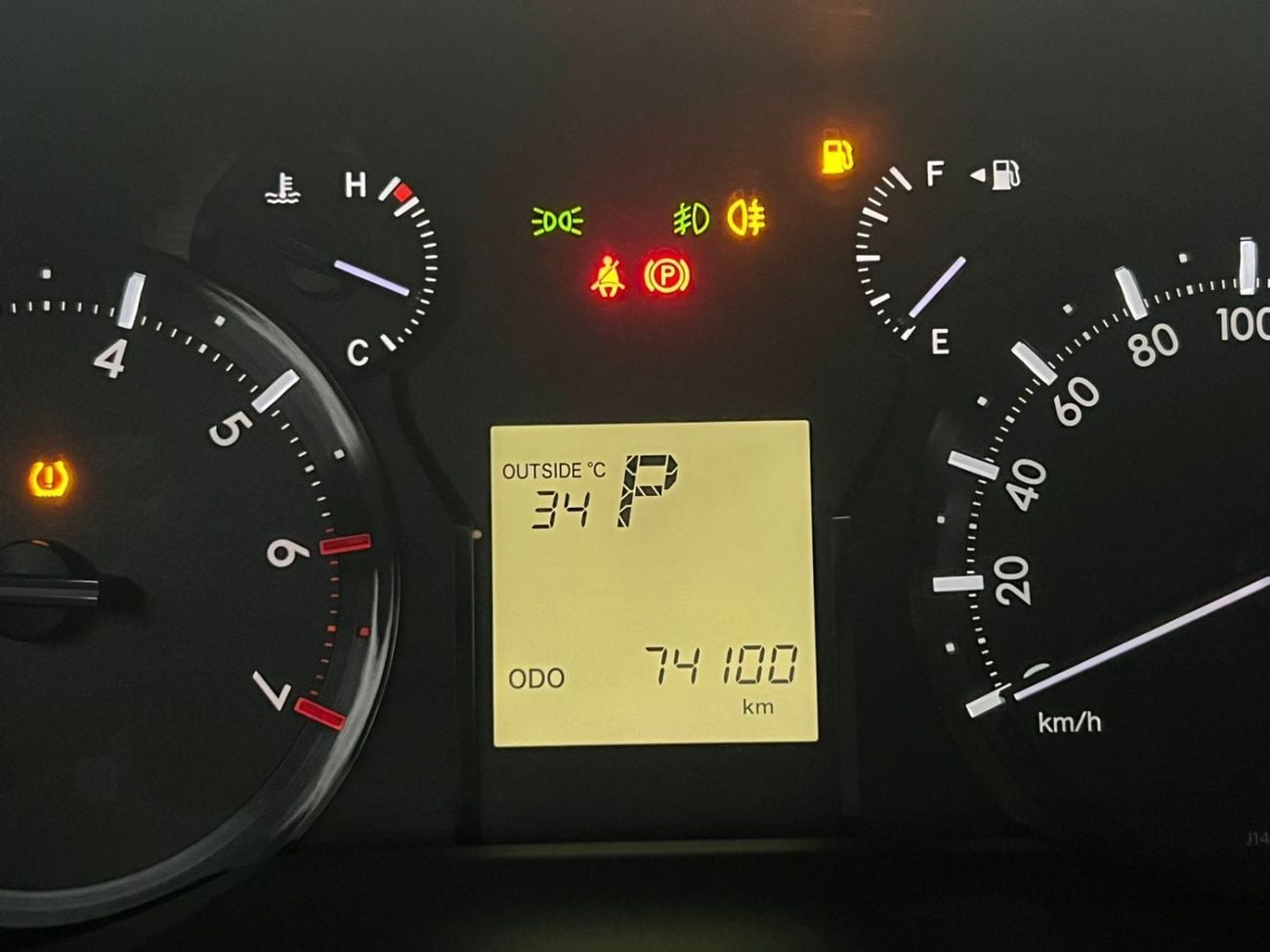 تويوتا برادو TX-L 2019 4.0L V6 - AWD 4x4 - Electric Seat - Rear CAM & Sensors - Cool Box -