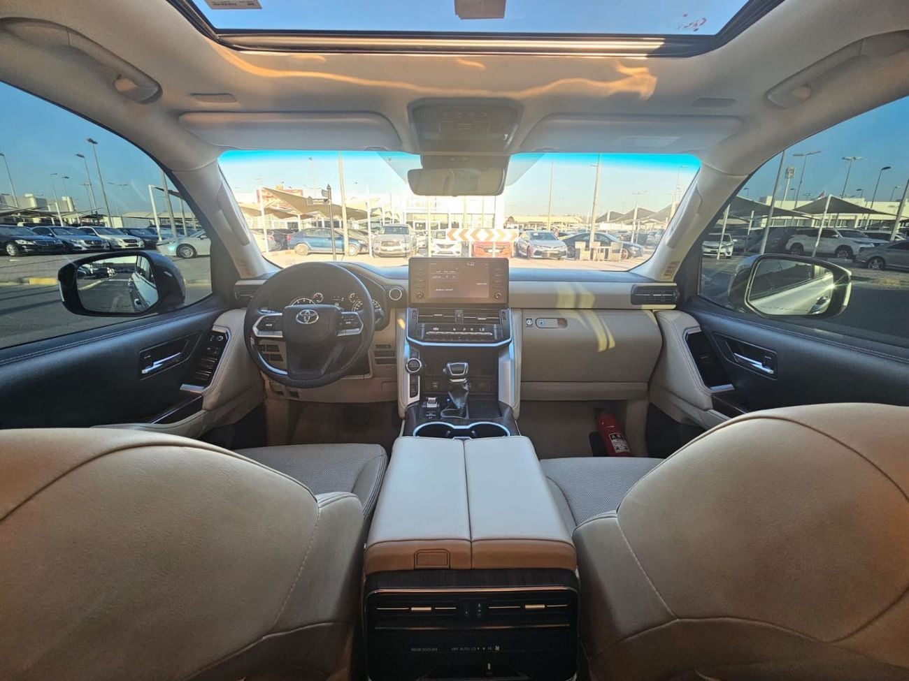 Toyota Land Cruiser GXR LHD 4.0L Naturally aspirated petrol engine Automatic Gear 4WD 7 Seats 5 Doors