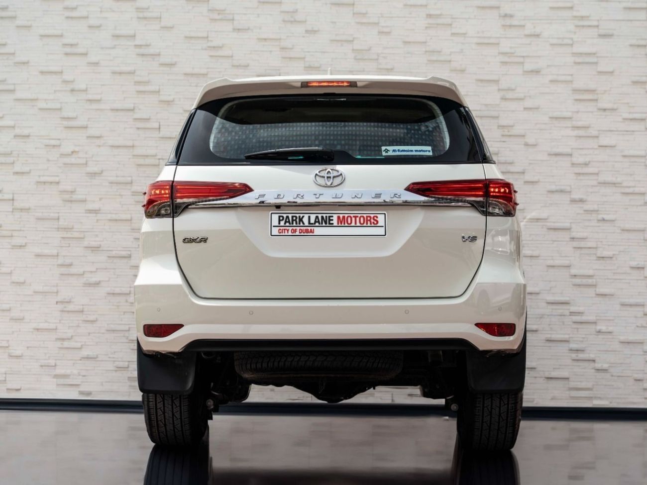 Toyota Fortuner GXR 4.0L (278 HP)