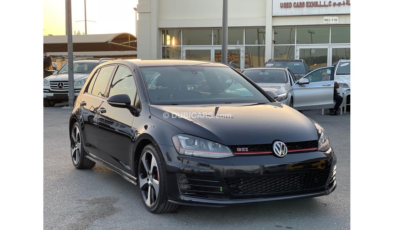 Volkswagen Golf GTi Clubsport Car: Volkswagen Golf GTi_American_2017_Excellent_Condition _Full option
