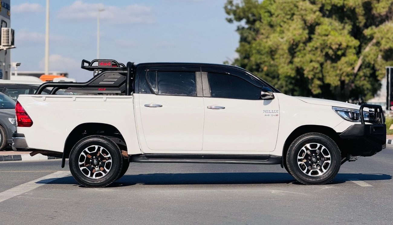 تويوتا هيلوكس DOUBLE CABIN | RHD | 2.8L DIESEL ENGINE | MANUAL TRANSMISSION | JAF0189