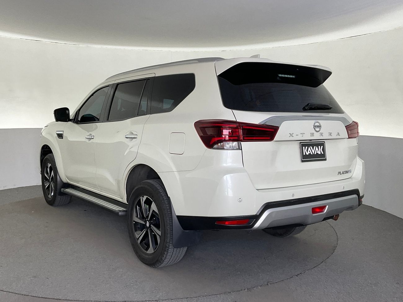 نيسان إكستيرا Platinum | شامل الضمان | 0 ﺪﻔﻋﺓ ﺃﻮﻟﻯ