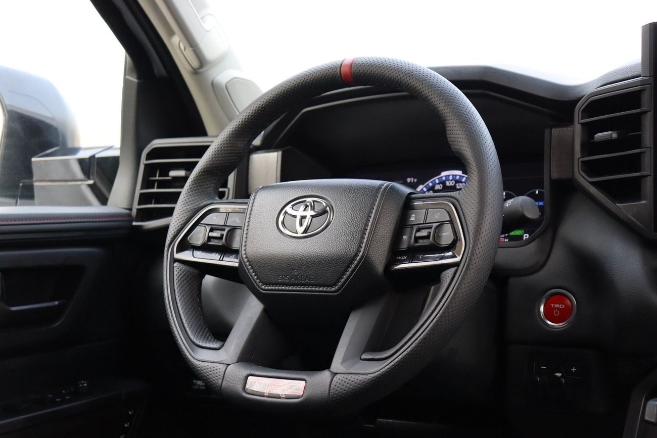 Toyota Sequoia Toyota Sequoia TRD Pro / Clean Title/ 3000KM Only / Original Paint/ 2023