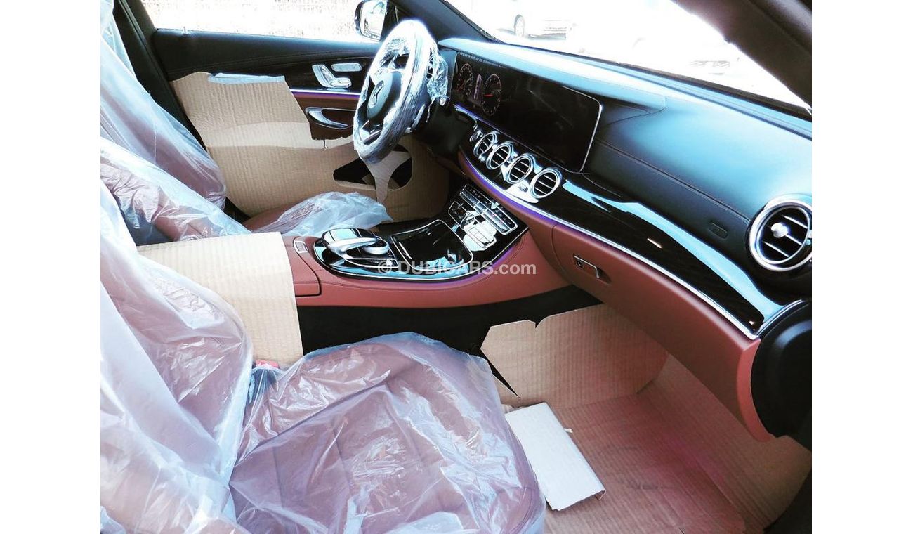 Mercedes-Benz E200 Avantgarde Full option European Spec