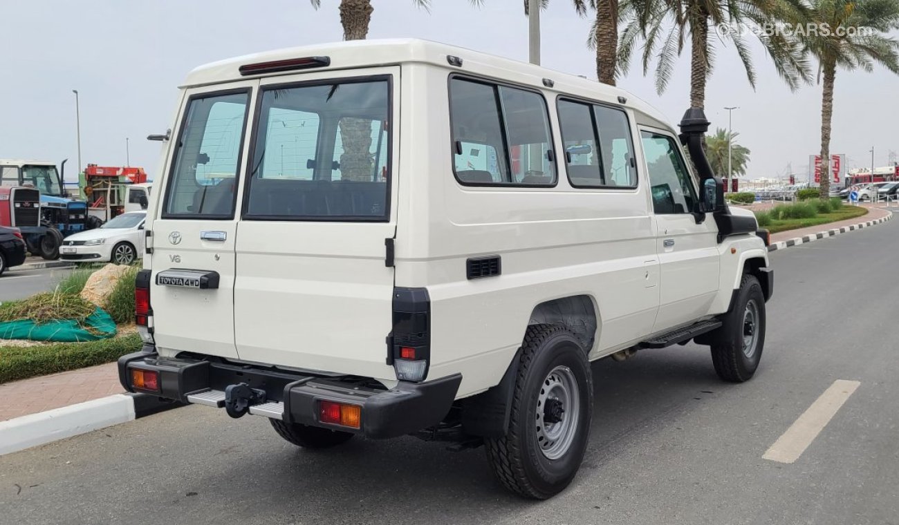 تويوتا لاند كروزر هارد توب TOYOTA LAND CRUISER 78 SERIES 4.0L PETROL AUTOMATIC GEAR 2024