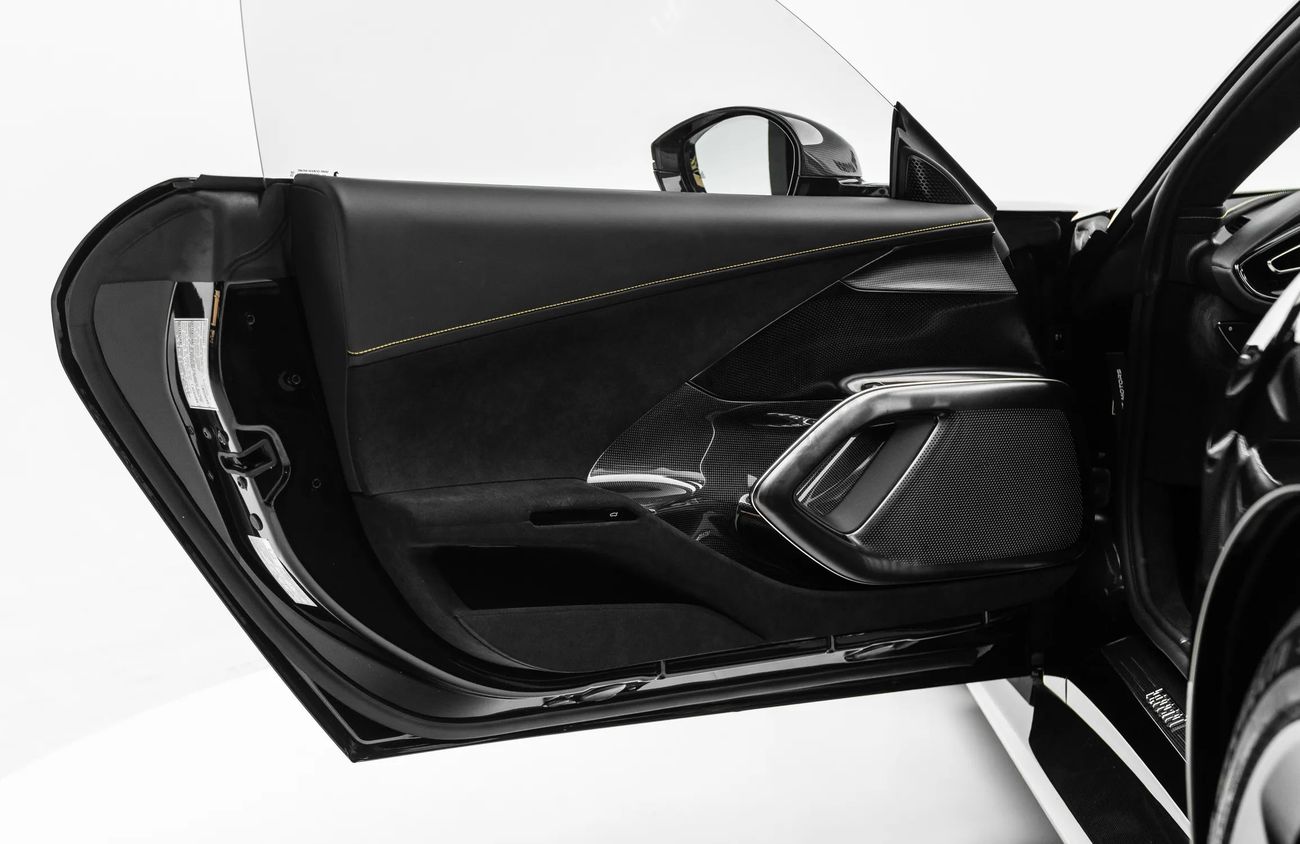 فيراري 12سيلندري ⁠6.5L Naturally Aspirated V12 Engine