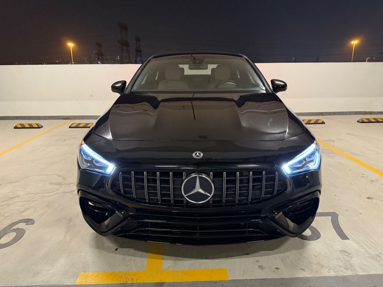 Mercedes-Benz CLA 250 Premium + 2.0L