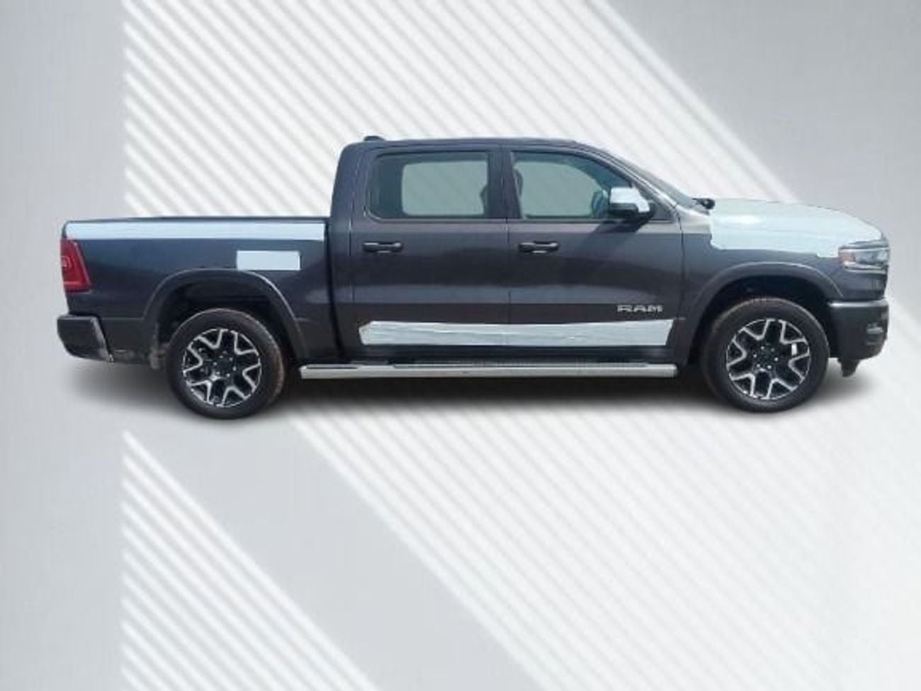 RAM 1500 LARAMIE CREW ( SPORTS PACK ) ( FOR RE-EXPORT ONLY)