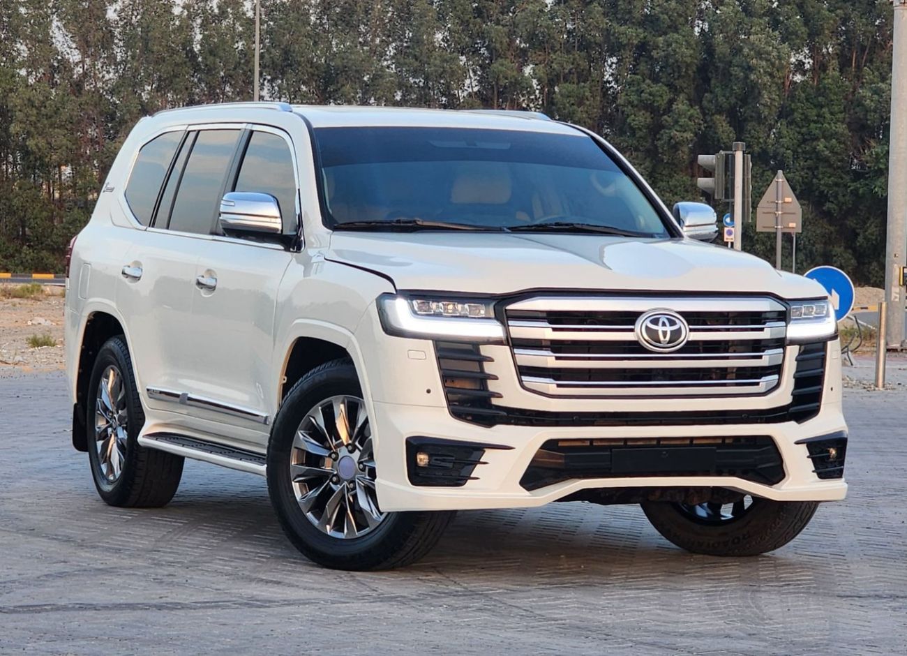 Toyota Land Cruiser V8 VX.R upgrade 2023