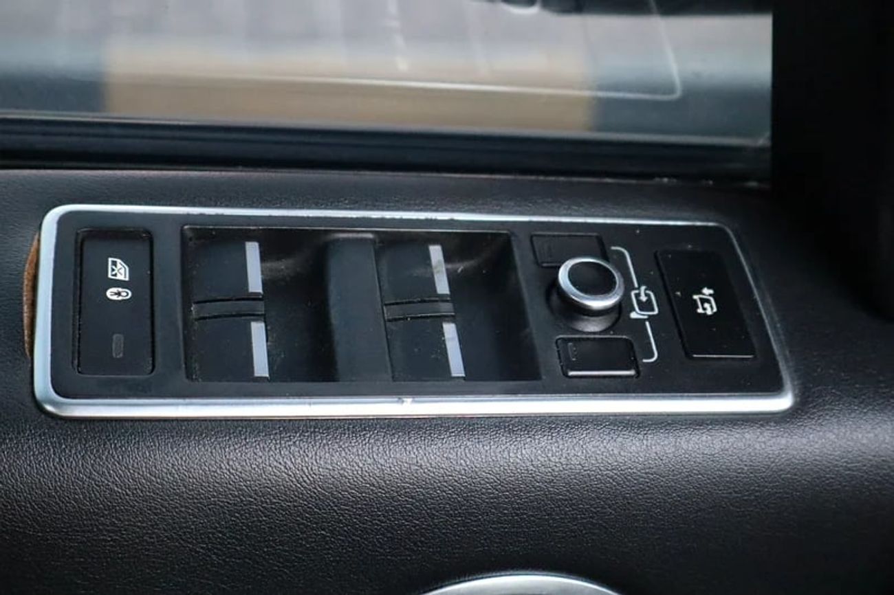 Land Rover Range Rover Supercharged 5.0L