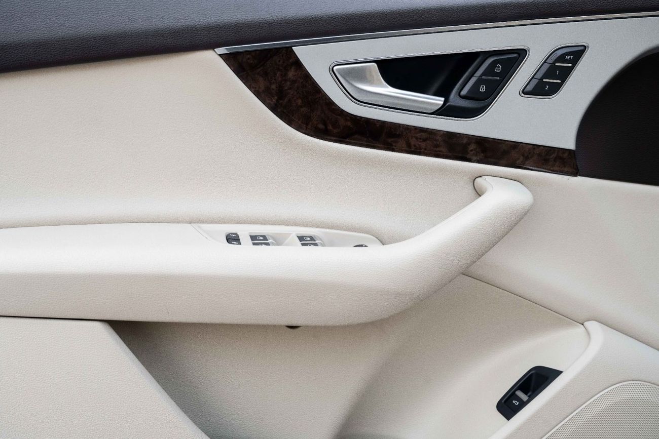 Audi Q7 45 TFSI quattro 45 TFSI | 3,427 P.M  | 0% Downpayment | Full Agency History!