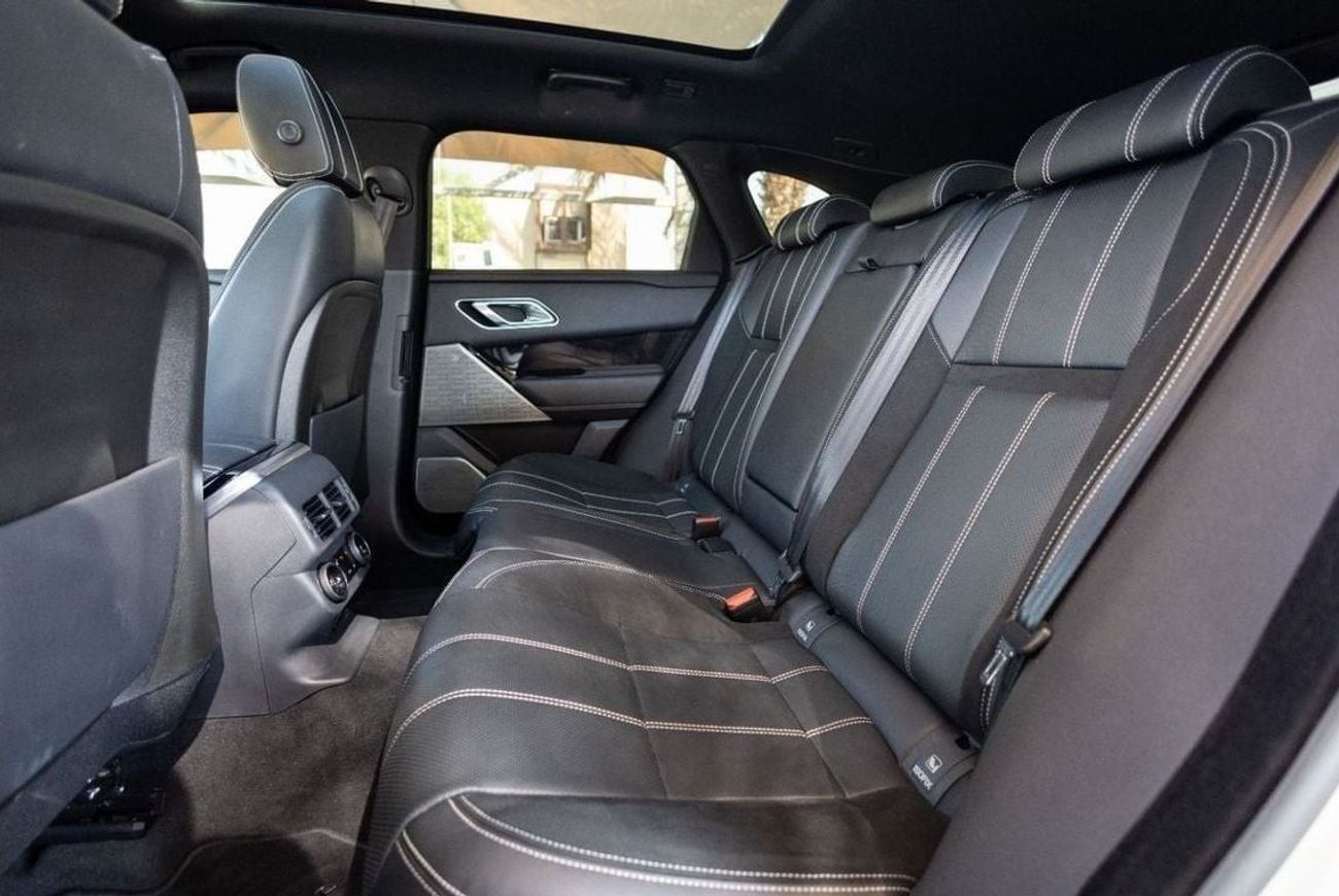 لاند روفر رينج روفر فيلار P250 R-Dynamic SE 2.0L Range Rover Velar P250 R-Dynamic SE 2019 GCC under Warranty with Flexible Dow