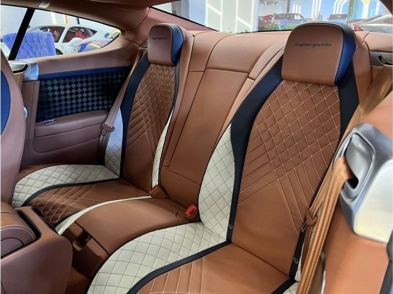 بنتلي كونتيننتال GT سبيشال نسخة