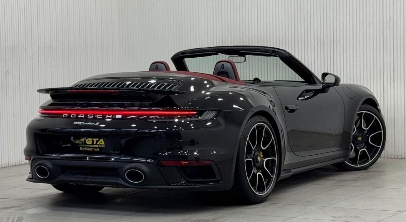 Porsche 911 Turbo S 3.8L (640 HP) Convertible