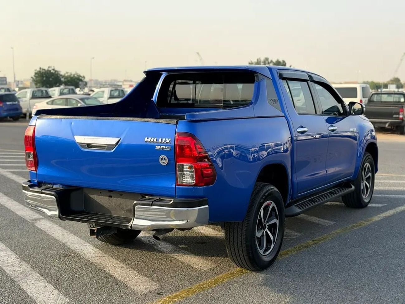Toyota Hilux TRD V6 4.0L - GCC Specs - Full Option-In Excellent Condition