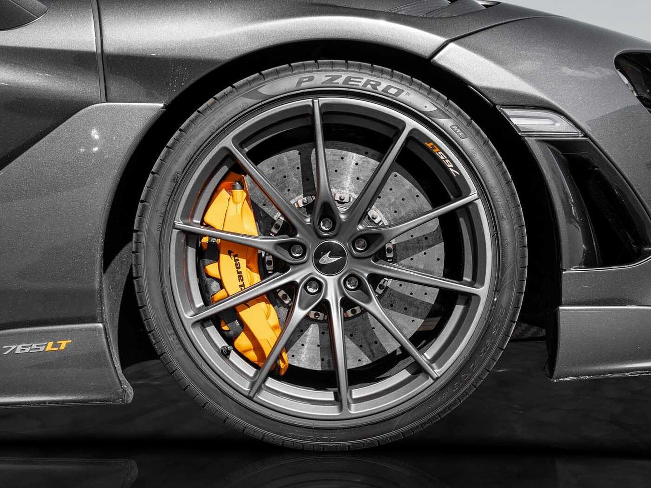 مكلارين 675LT McLaren 675LT Spider