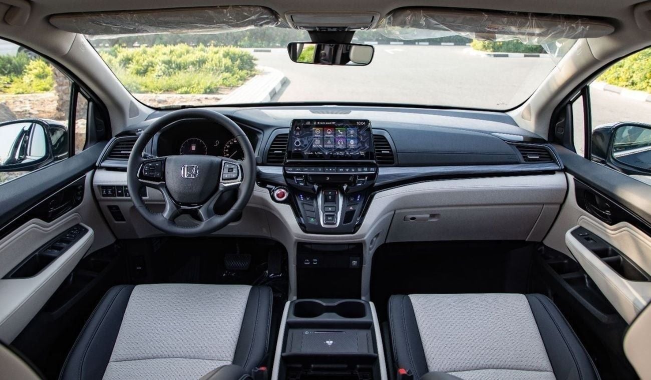 هوندا أوديسي Touring GCC/2025/3 years warranty. For Local Registration +10%