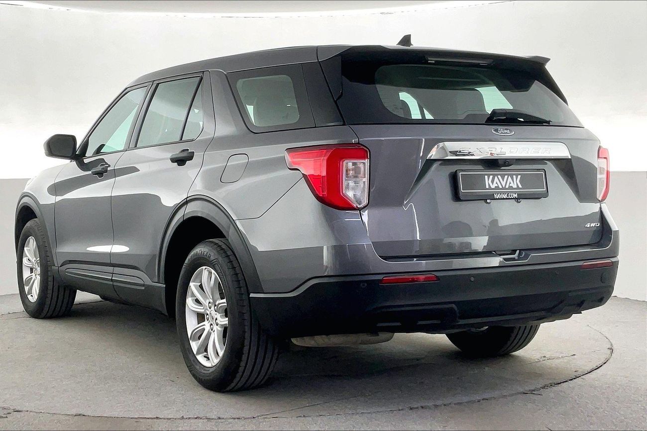 Ford Explorer XL / Standard | National Day Celebration | Guaranteed Warranty | 0 Down Payment