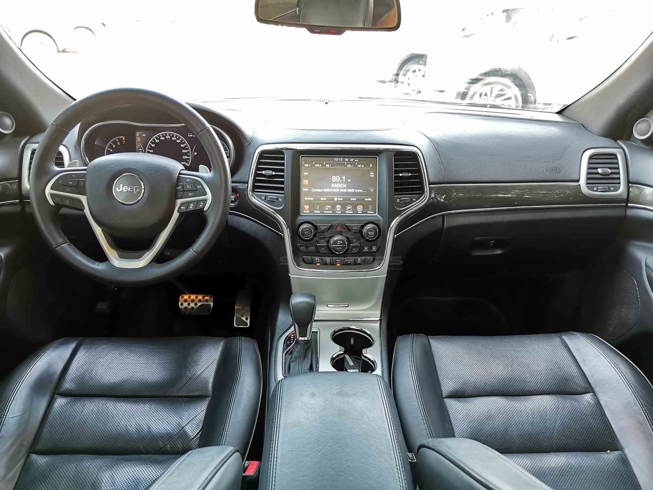 جيب جراند شيروكي 3.6L, 20" Rims, DRL LED Headlights, Parking Sensors, Driver Memory Seat, Heated Seats (LOT # 251)