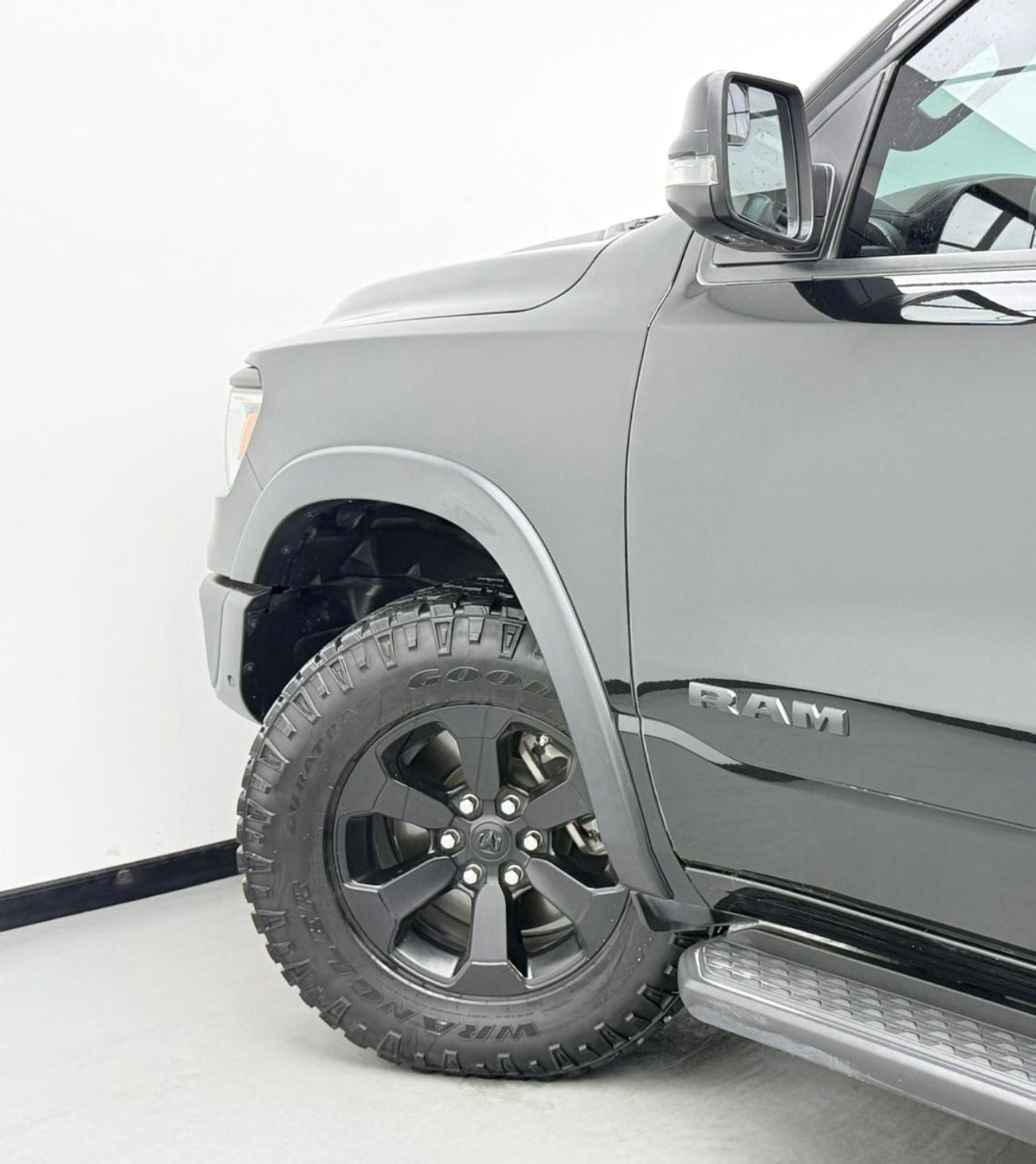 RAM 1500 2023 Dodge RAM 1500 Rebel Double Cab eTorque, 2028 Dodge Warranty and Service Pack, GCC