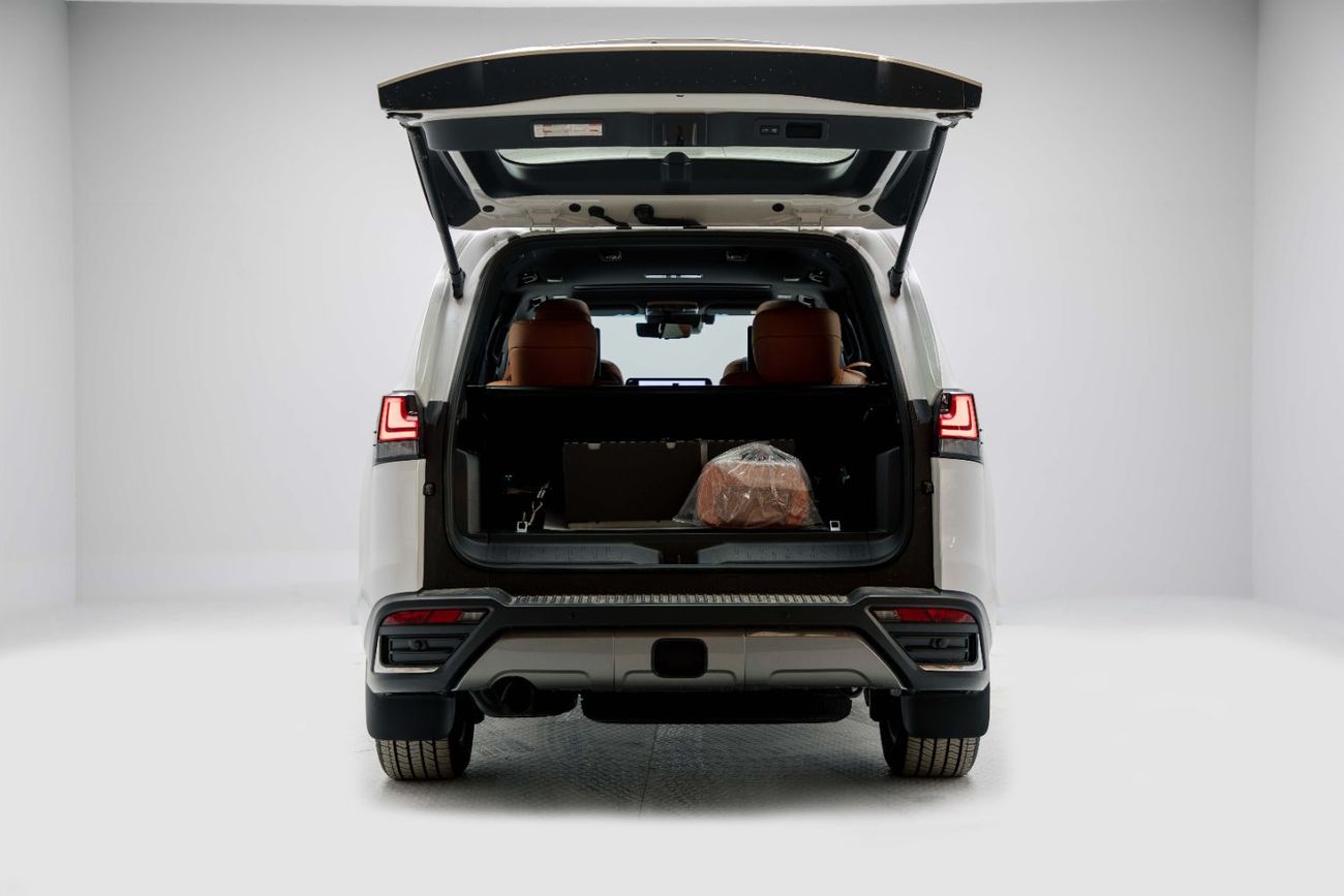 Lexus LX 600 VIP 3.5L - Sonic Quartz Inside VIP Sun Flair | Export Only