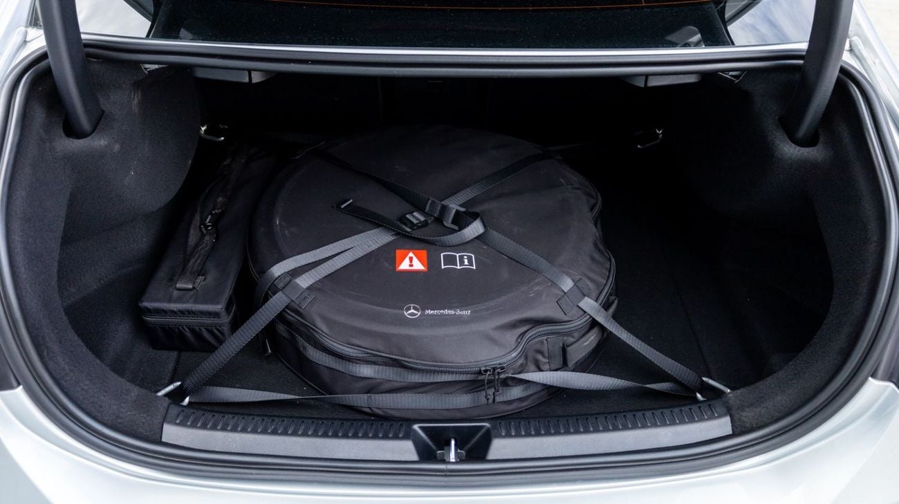 Mercedes Benz A35 AMG 4MATIC 2024 Mercedes-Benz A-Class 35 AMG GCC | Agency Warranty