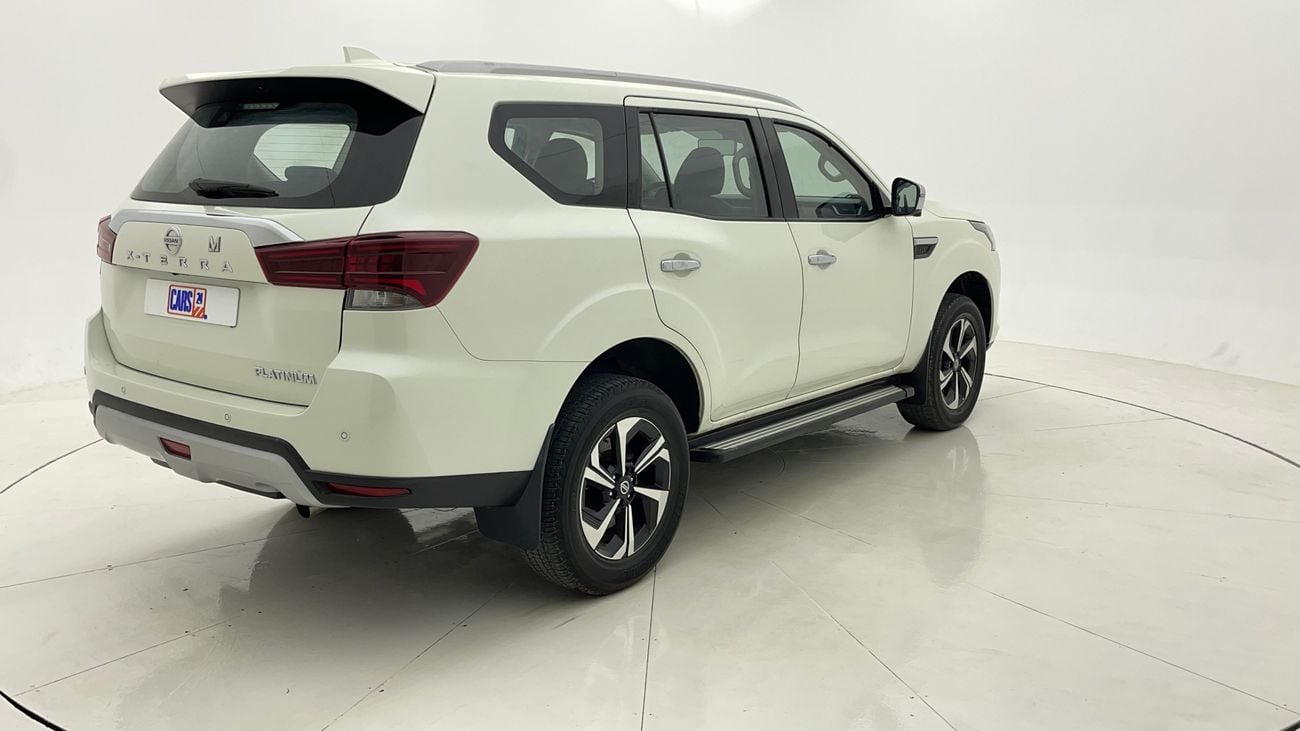 نيسان إكستيرا PLATINUM 2.5 | بدون دفعة مقدمة | اختبار قيادة مجاني للمنزل