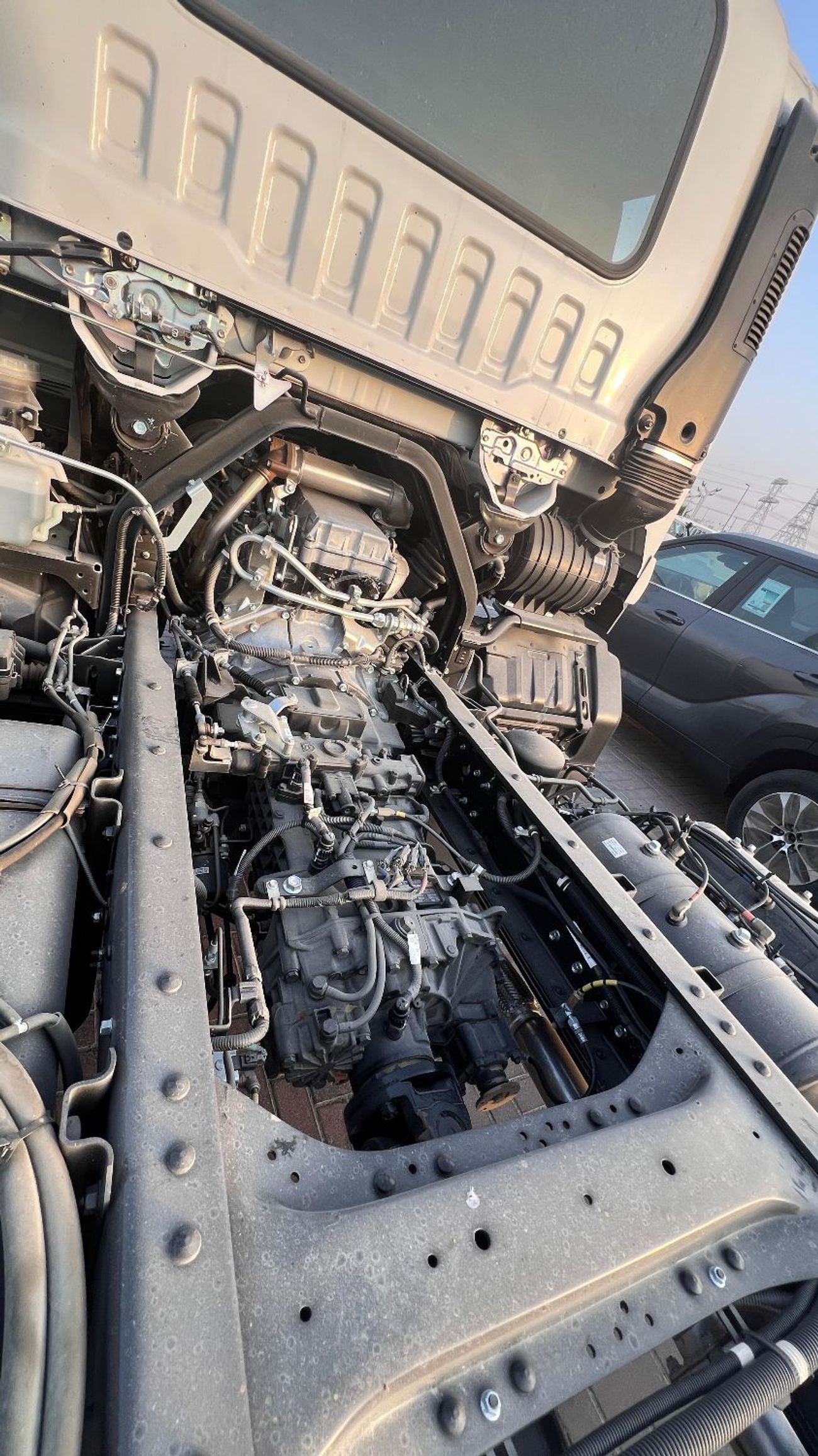 إيسوزو فوروارد Isuzu FVZ34P25 Cab Chassis 6X4