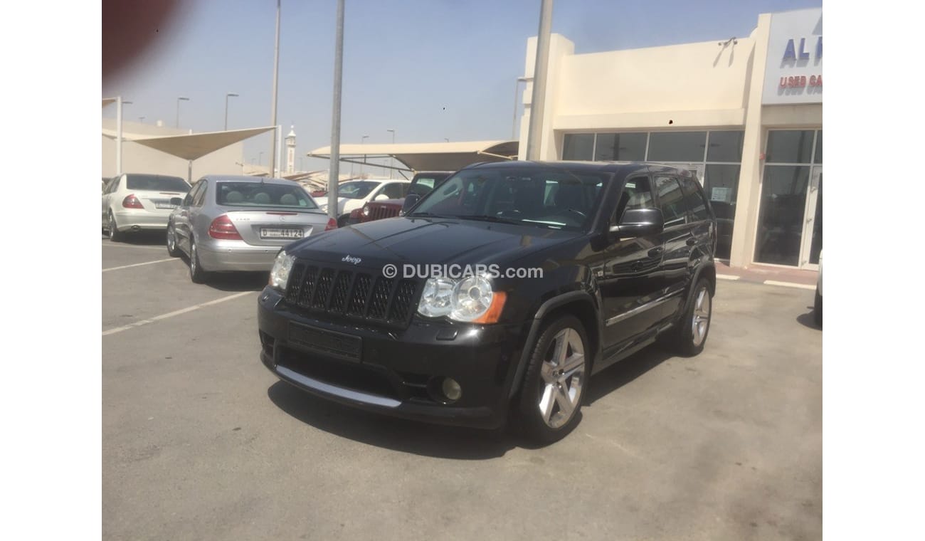 Jeep Grand Cherokee SRT