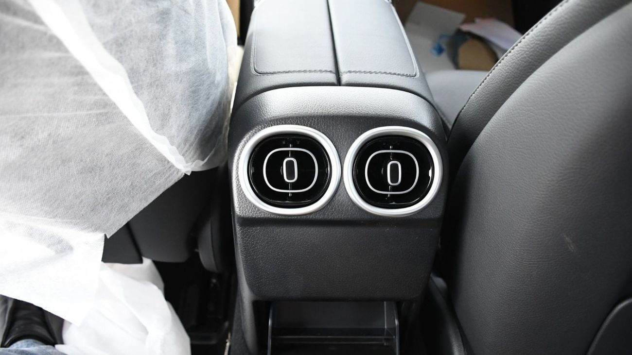 مرسيدس بنز C 200 MERCEDES BENZ C200L SPORTS EDITION - 2025YM