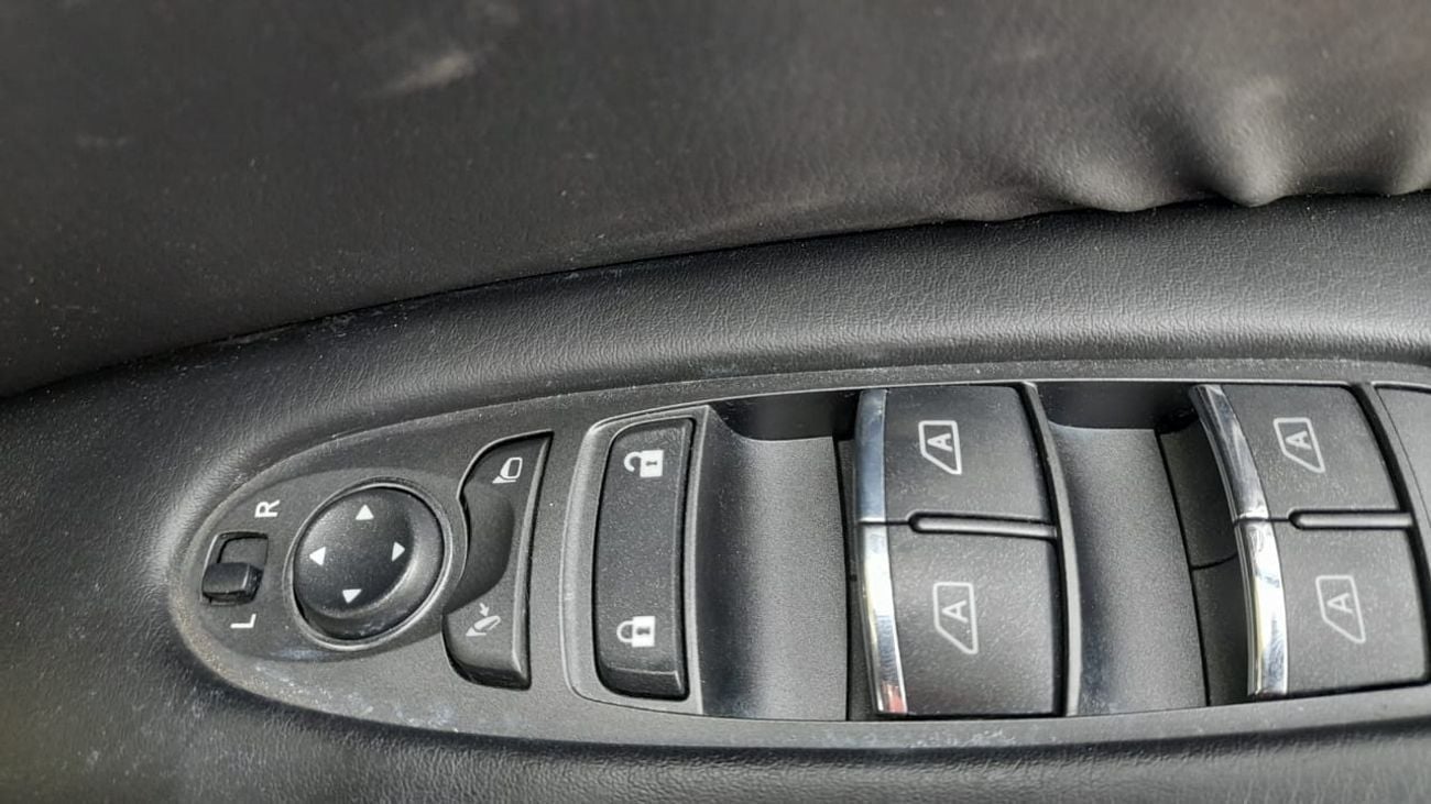 نيسان باترول Platinium 5.6cc V8 petrol Auto Right-Hand drive