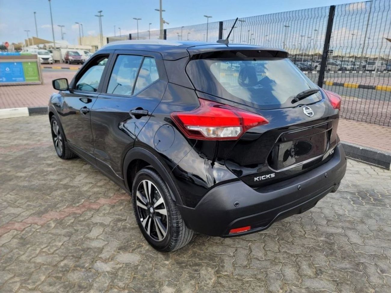 Nissan Kicks SV 1.6Cc