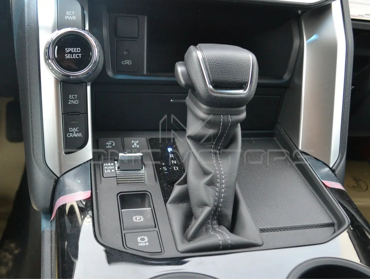 Toyota Land Cruiser EXR 4.0L