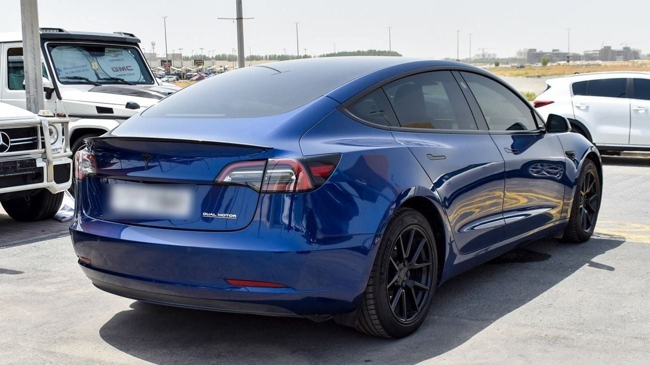 Tesla Model 3 PERFORMANCE