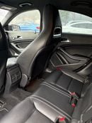 Mercedes-Benz CLA 250 Std 2.0L (224 HP)