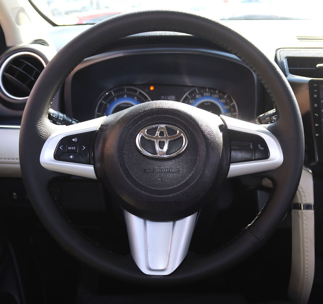 تويوتا راش تويوتا راش - 2019  - خليجى - بدون حوادث -  محرك 1500 - عدد 7 مقاعد  بحاله ممتازه