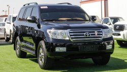 Toyota Land Cruiser GXR V8