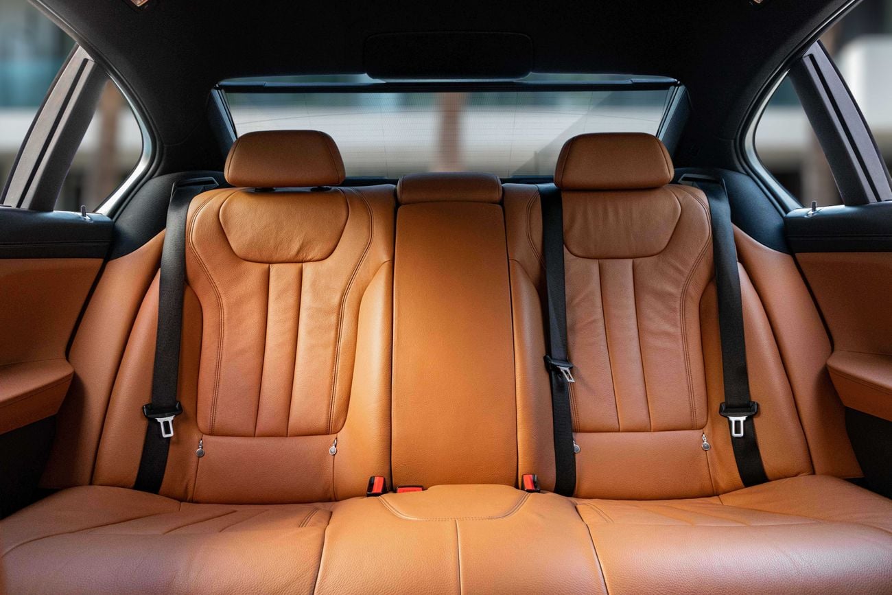 بي أم دبليو 730Li 730Li | 2,938 P.M | 0% Downpayment | LOW KMS! | WARRANTY!