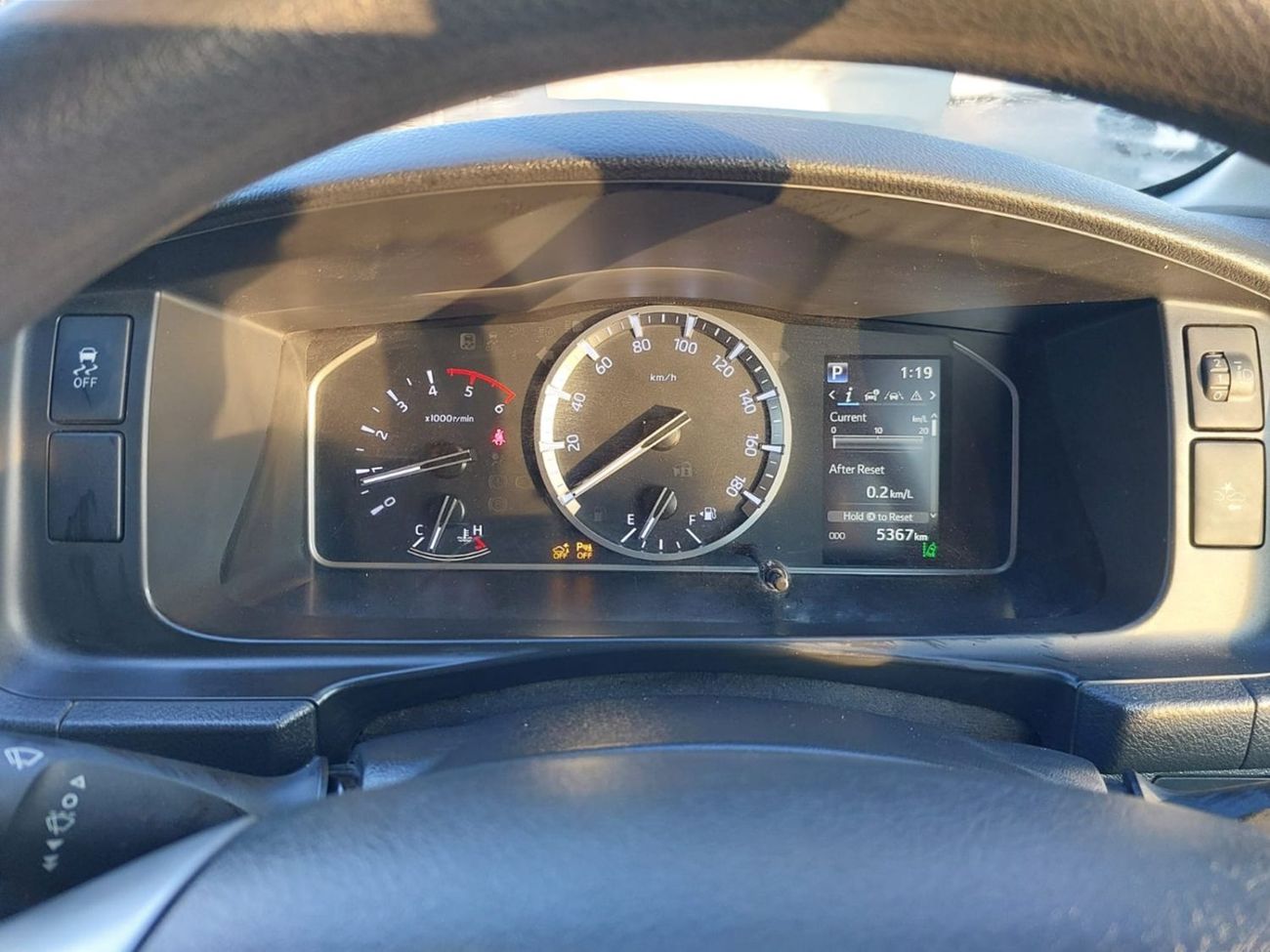 Toyota Hiace TOYOTA HIACE VAN RHD 2023 MODEL 2.8 L DIESEL AUTOMATIC(PM003751)