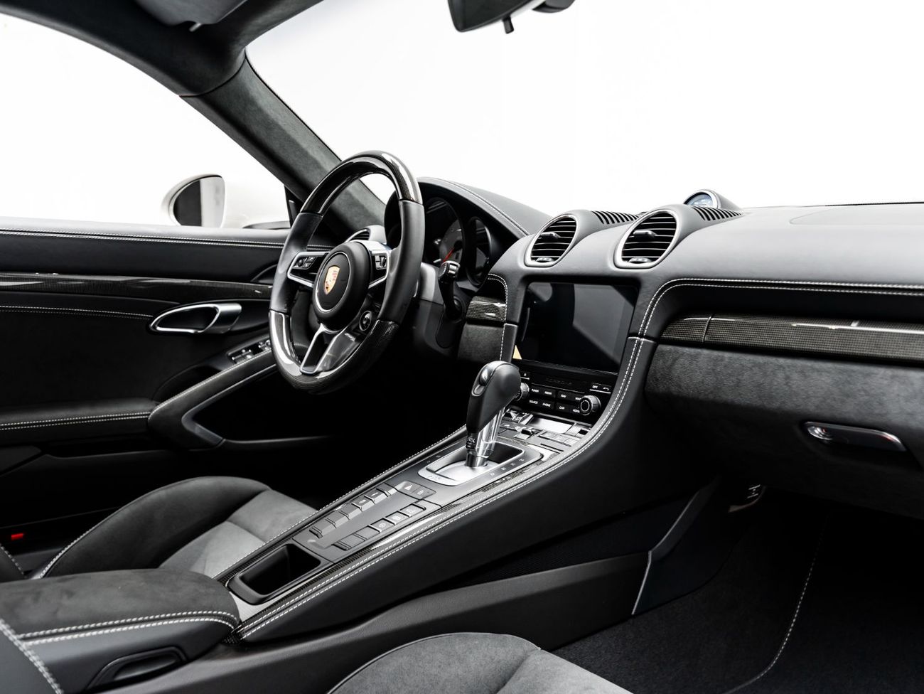 بورش كايمان 718 GTS 4.0L A/T