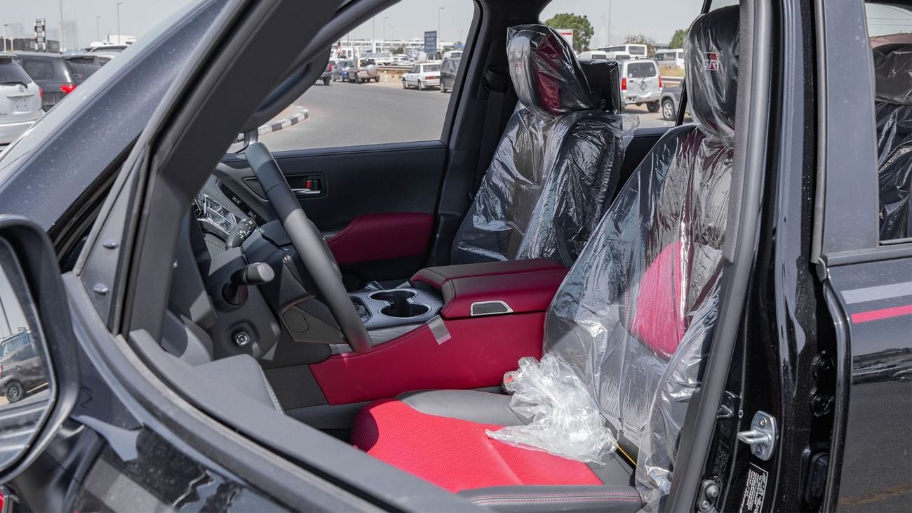 تويوتا لاند كروزر 2025 Toyota Land Cruiser 300 GR-Sport 3.5L AT Petrol (Black-red)