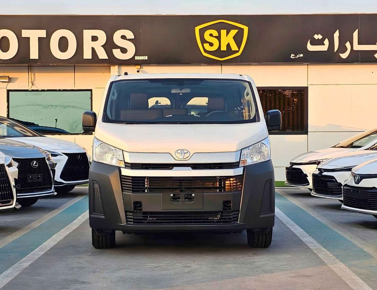 Toyota Hiace CARGO MID ROOF/3.5L PETROL V6 A/T/ REAR CAMERA (CODE # HCPMB2)