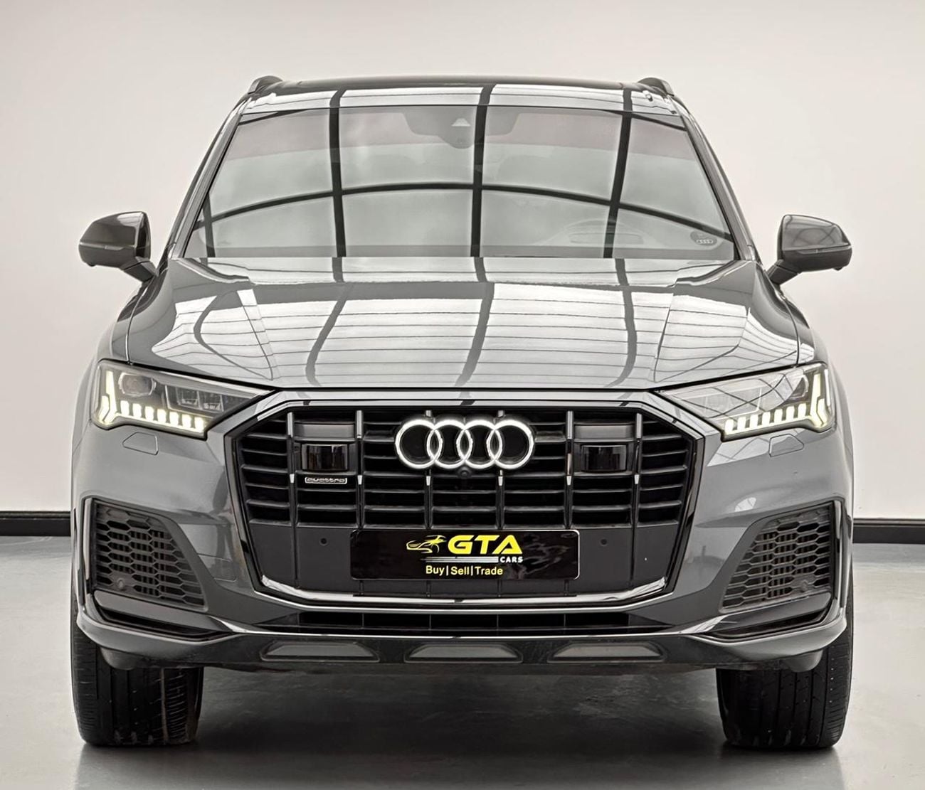 Audi Q7 55 TFSI quattro 3.0L 2021 Audi Q7 55 TFSI Quattro S-Line Black Edition, 1 Year Warranty Unlimited Km