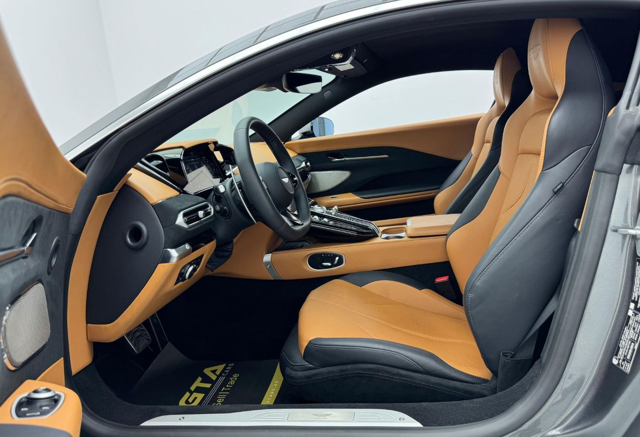 Aston Martin Vantage 2025 Aston Martin Vantage, April 2030 Agency Warranty + Service Contract, Full PPF, GCC