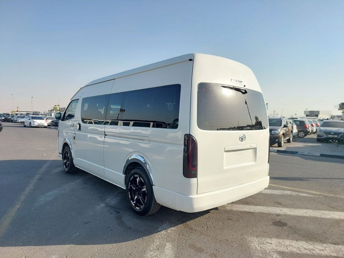 تويوتا هاياس TOYOTA HIACE COMMUTER VAN RHD 2014 MODEL 3.0 L DIESEL AUTOMATIC(PM21971)